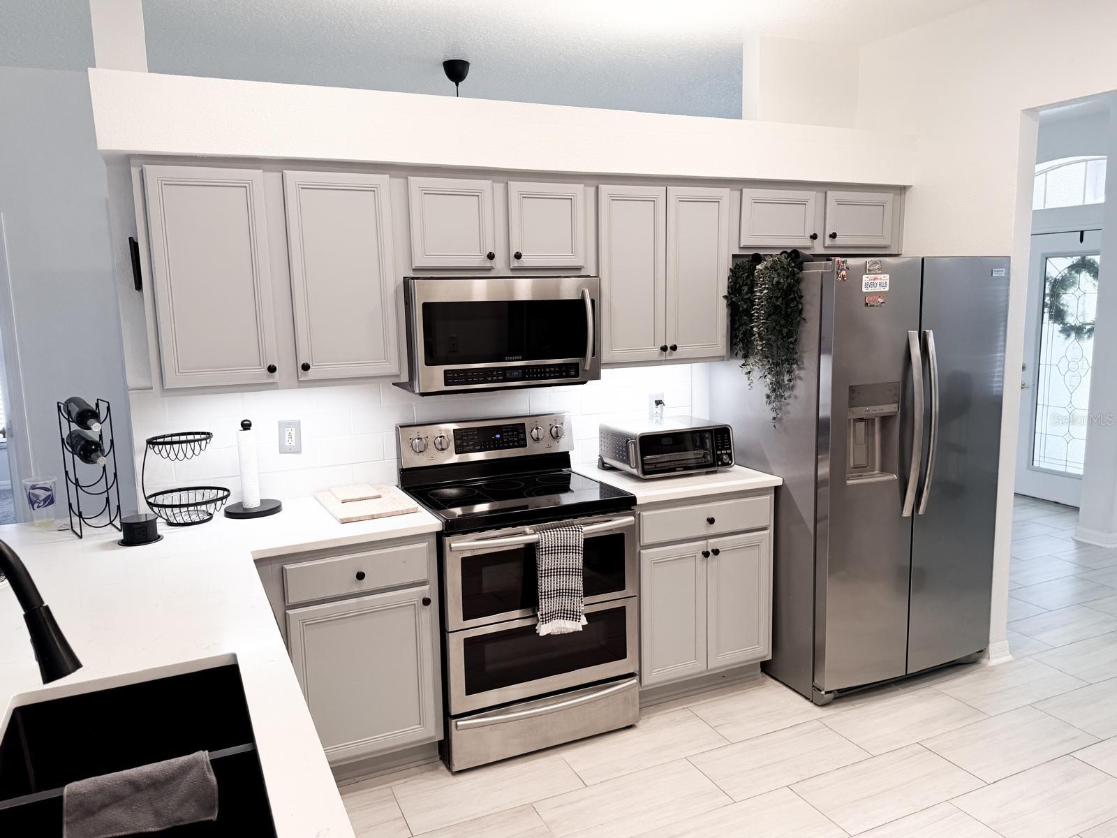 Image 3 of 24 For 3837 Fallscrest Circle