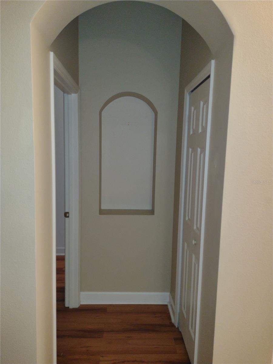 Image 10 of 31 For 2006 Bayside Avenue