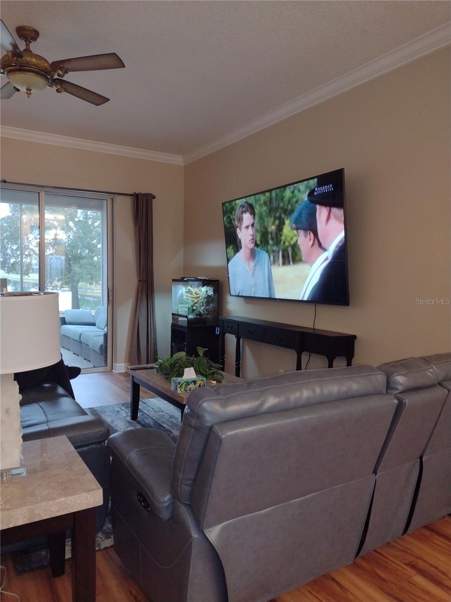 Image 6 of 31 For 2006 Bayside Avenue