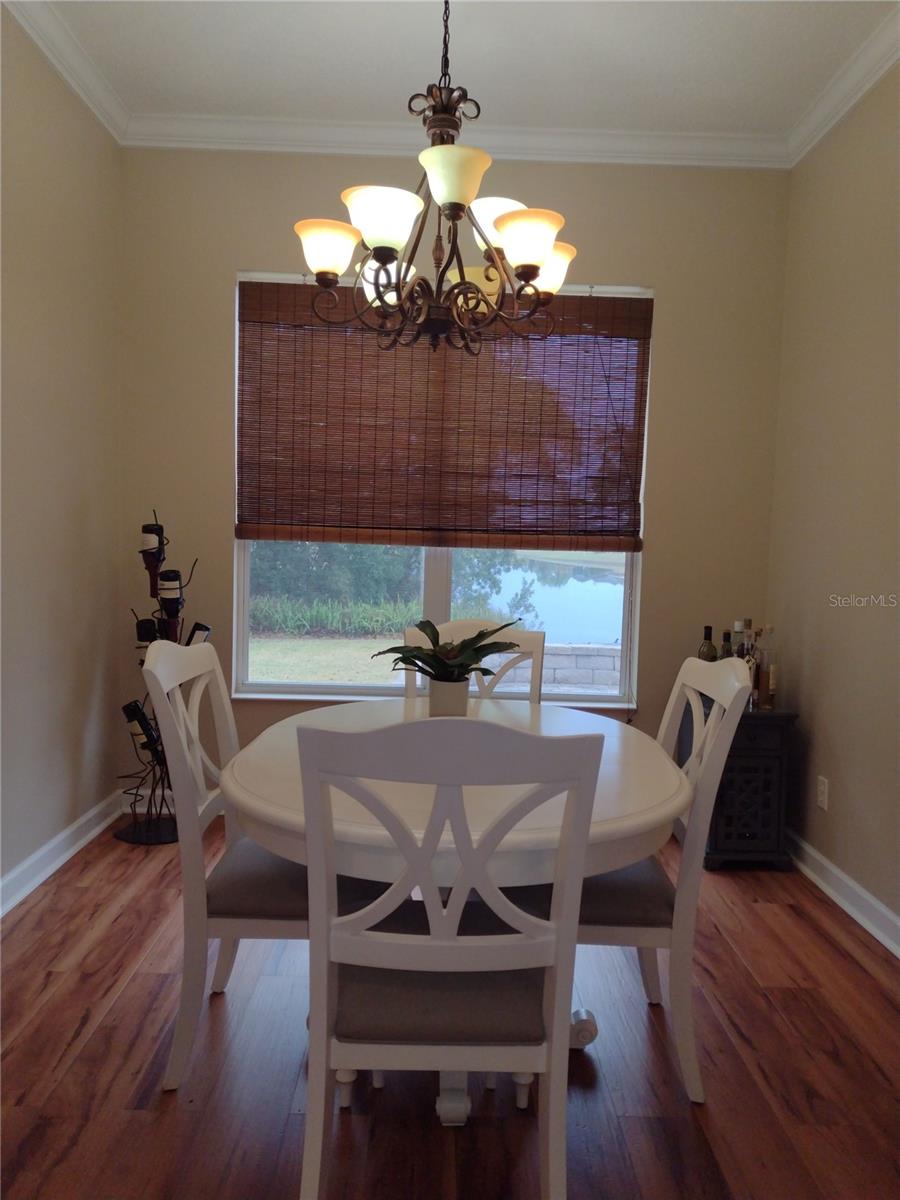 Image 9 of 31 For 2006 Bayside Avenue