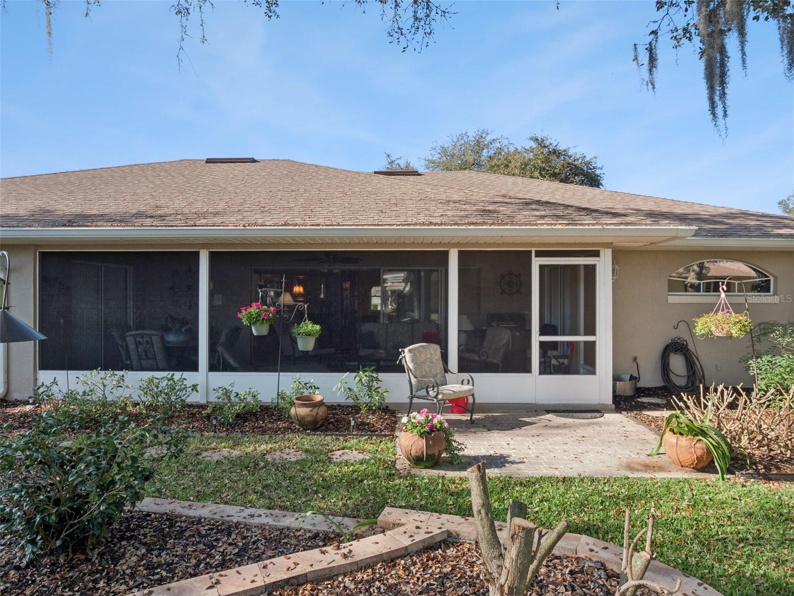 Image 27 of 62 For 21533 King Henry Avenue