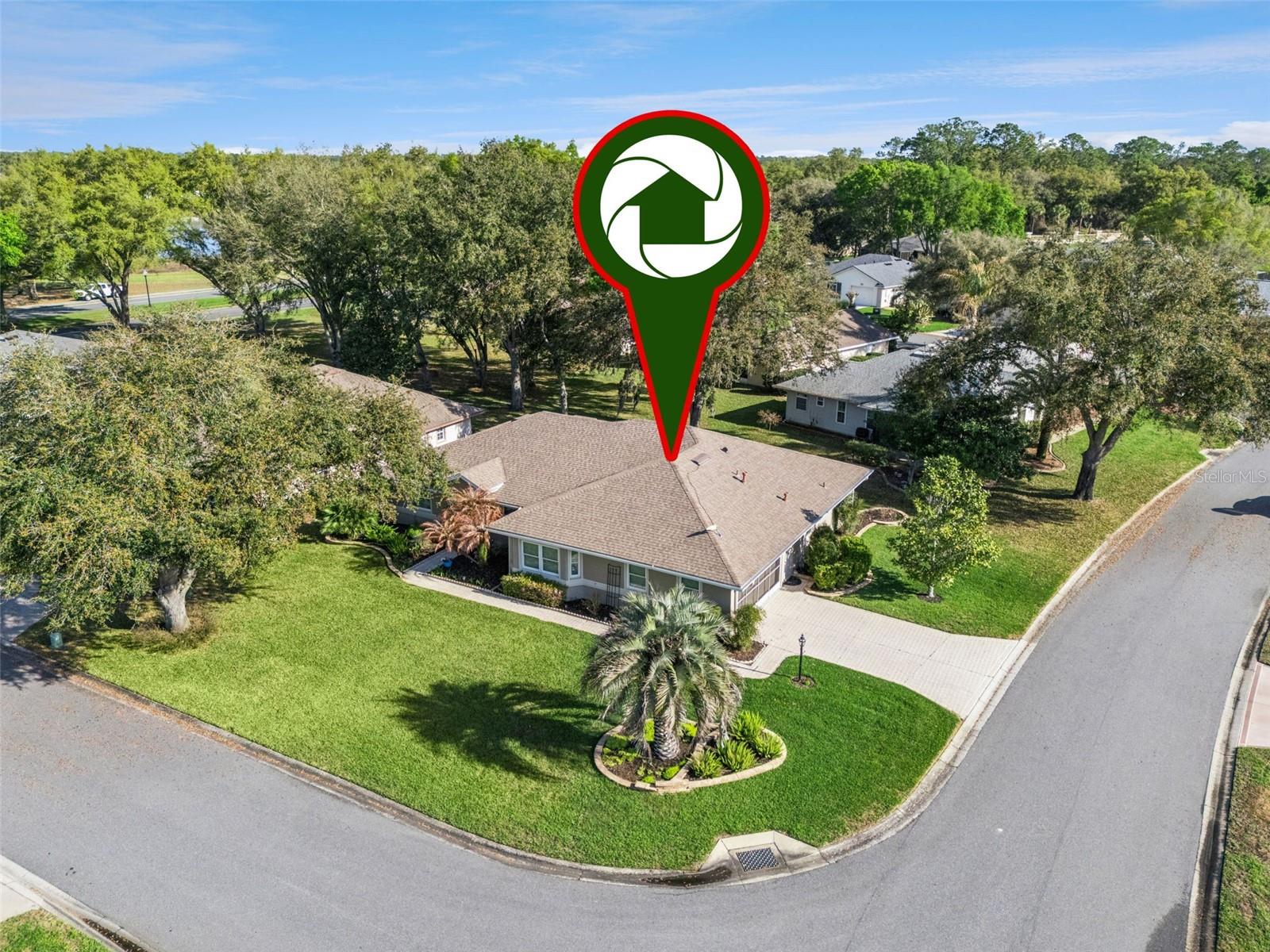 Image 37 of 62 For 21533 King Henry Avenue