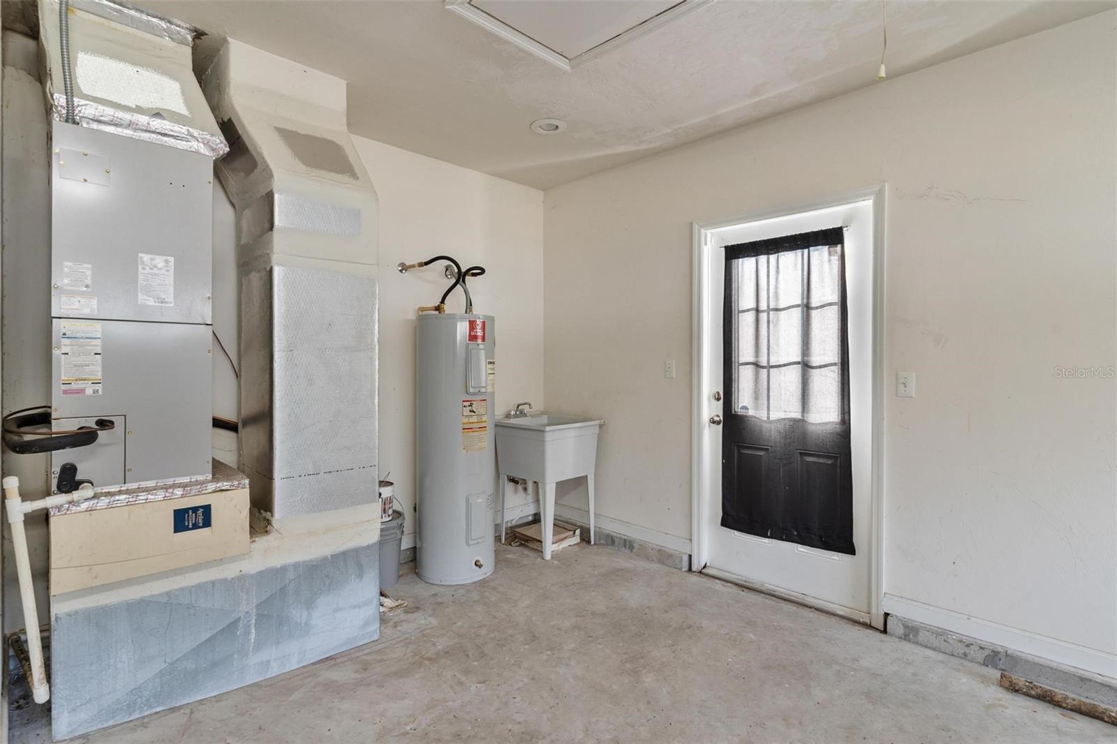 Image 37 of 55 For 25415 15th Avenue