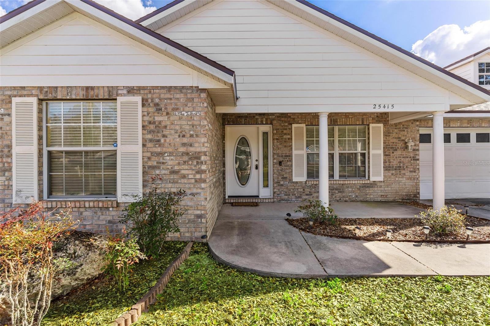 Image 4 of 55 For 25415 15th Avenue