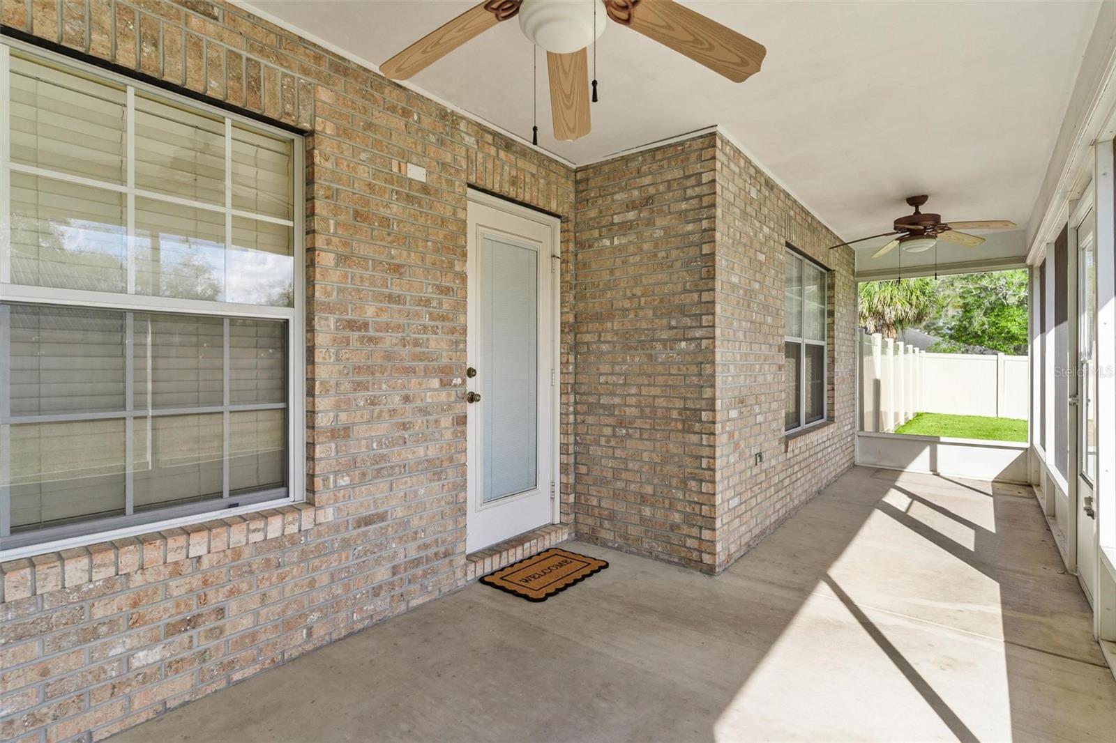 Image 40 of 55 For 25415 15th Avenue