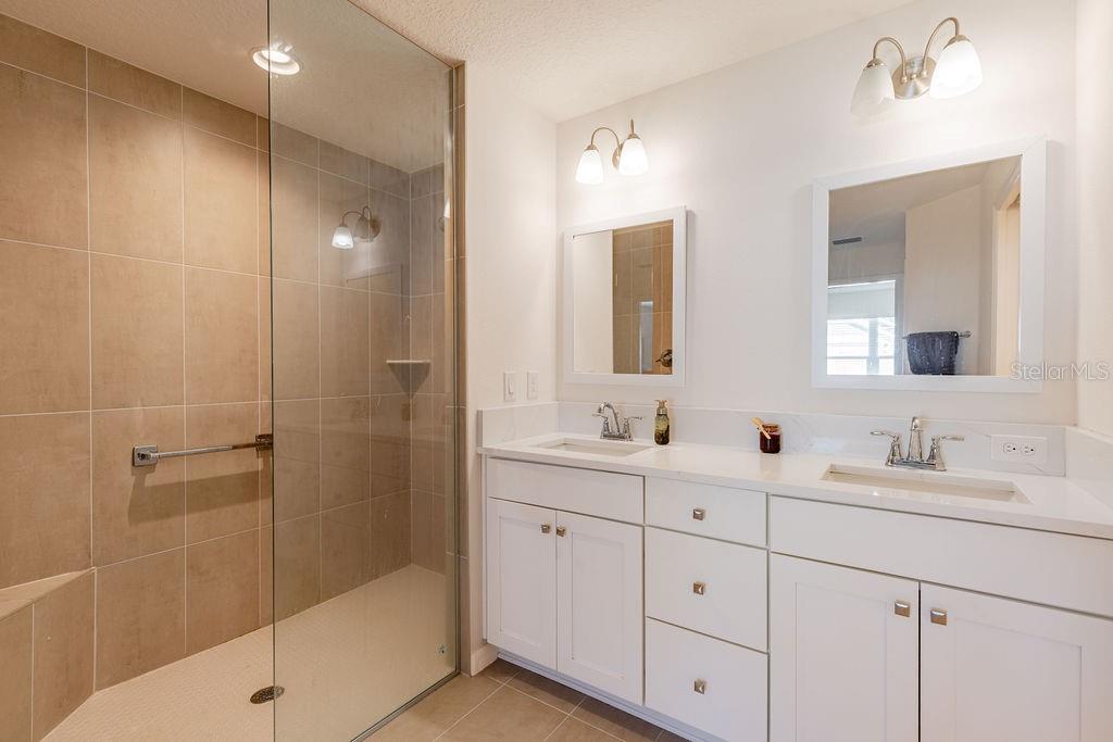 Image 6 of 36 For 1520 Sophie Street