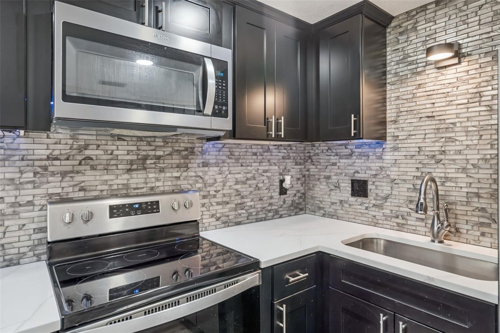 Image 9 of 32 For 10301 Us Highway 27  110-6a