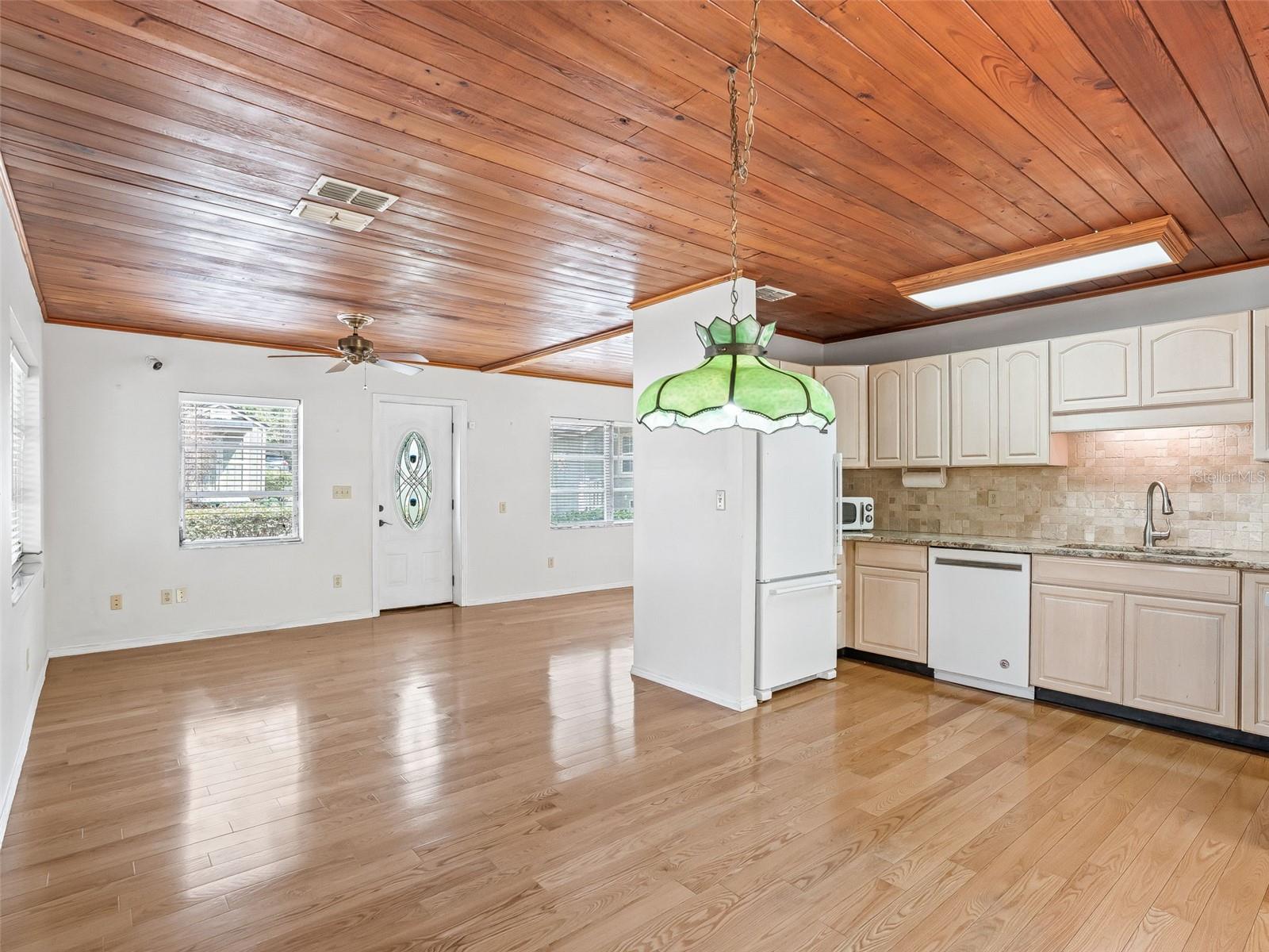 Image 6 of 32 For 8701 Cr 647 S