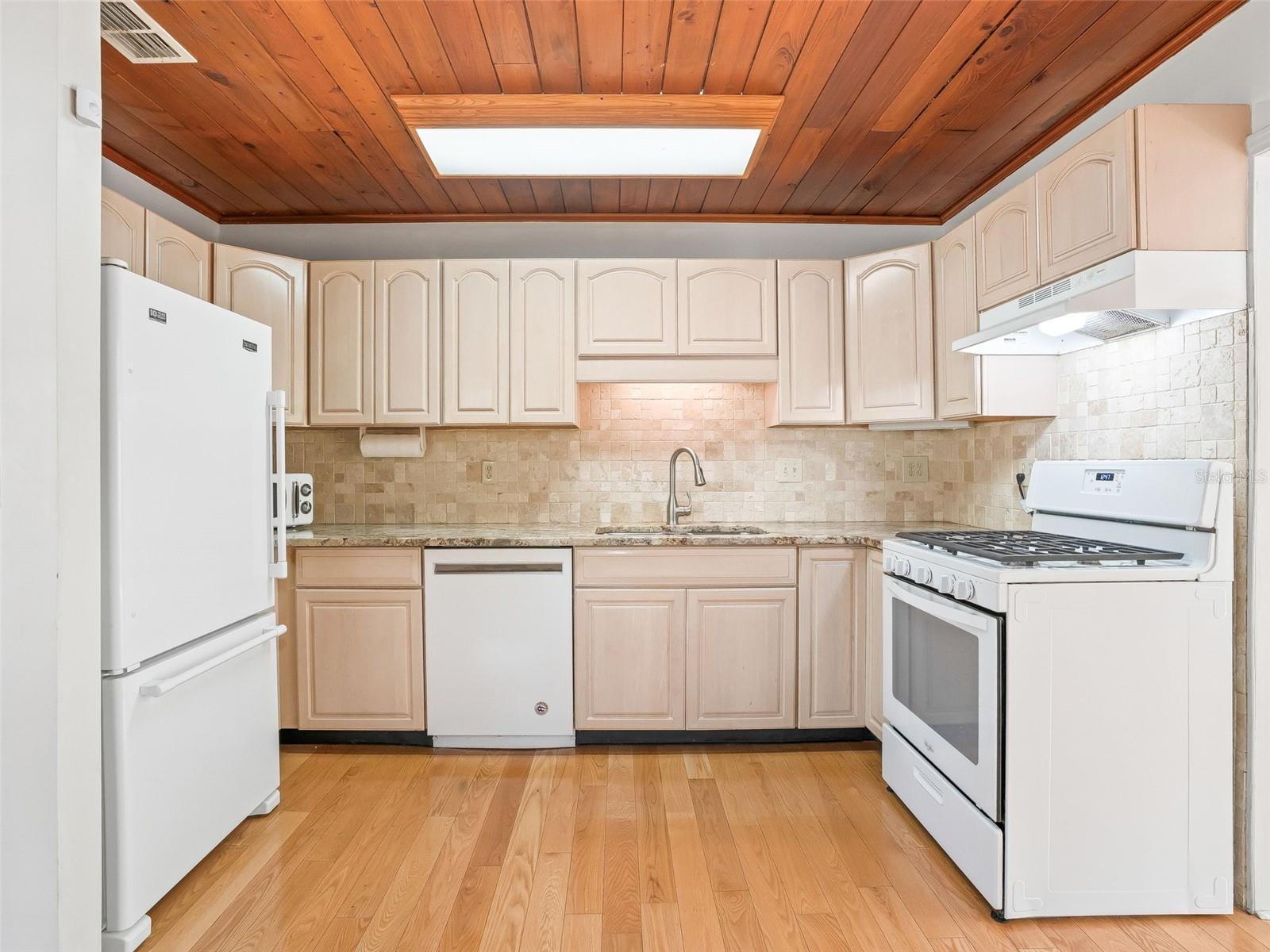 Image 7 of 32 For 8701 Cr 647 S