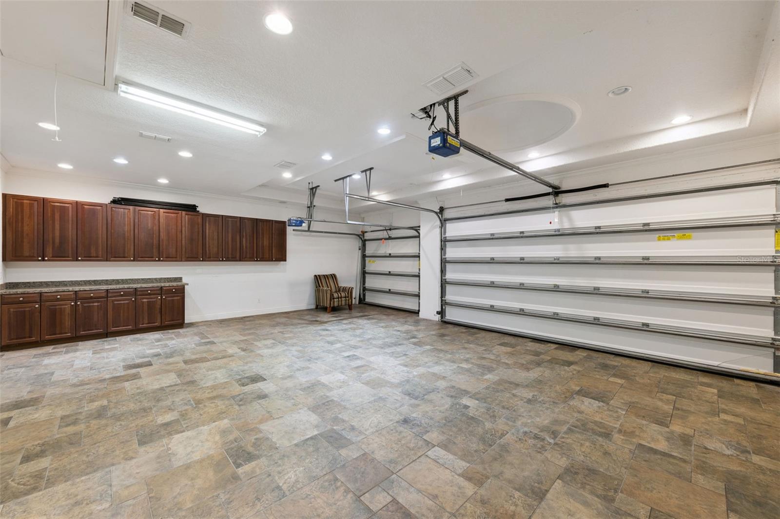 Image 28 of 43 For 503 Minnow Creek Court