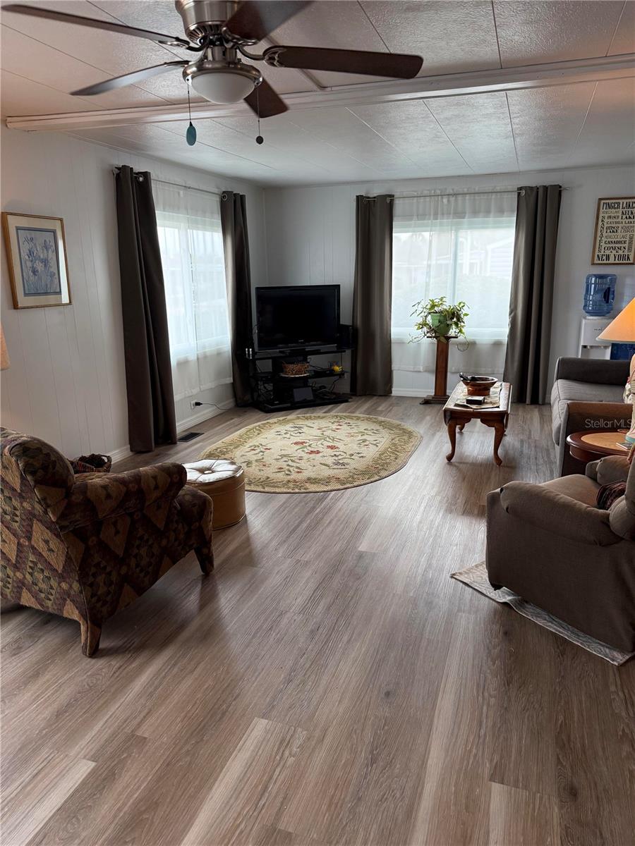 Image 14 of 16 For 89 Mauna Loa Drive