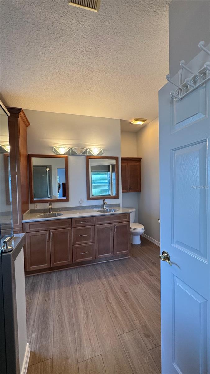 Image 54 of 100 For 5024 Long Meadow Drive