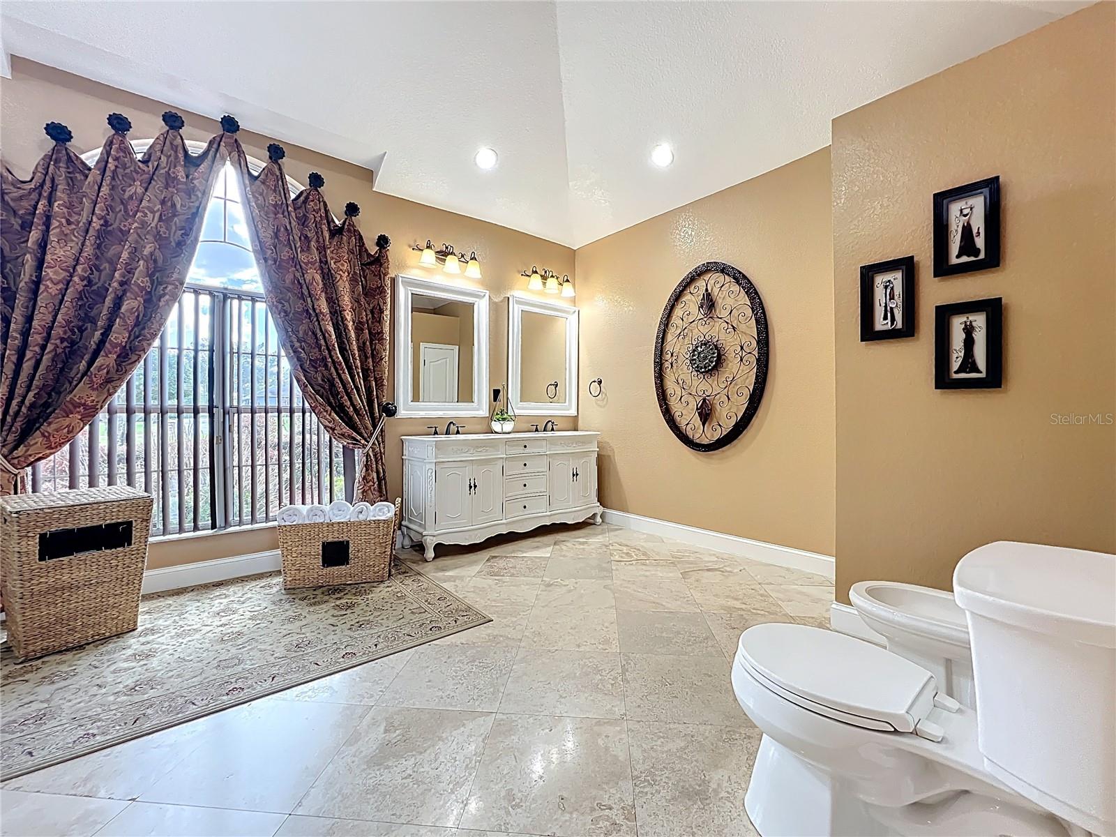 Image 22 of 43 For 1755 Lake Terrace Drive