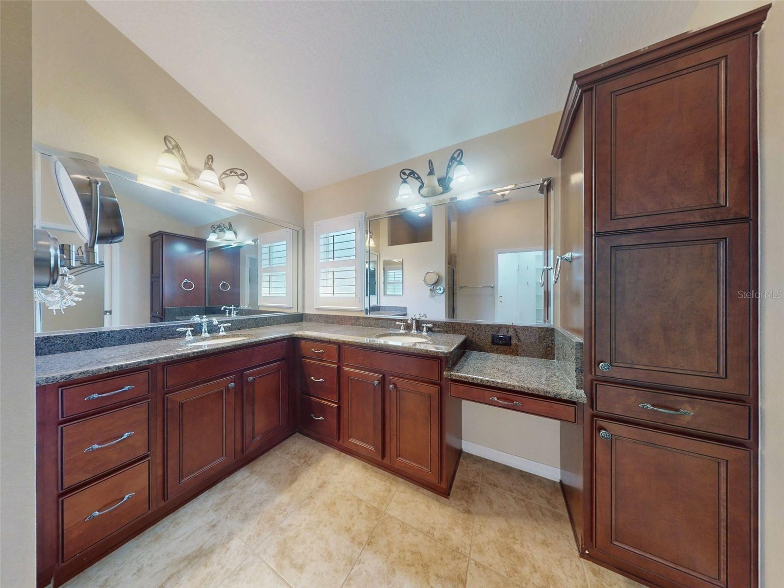 Image 16 of 27 For 1988 Dove Hollow Run