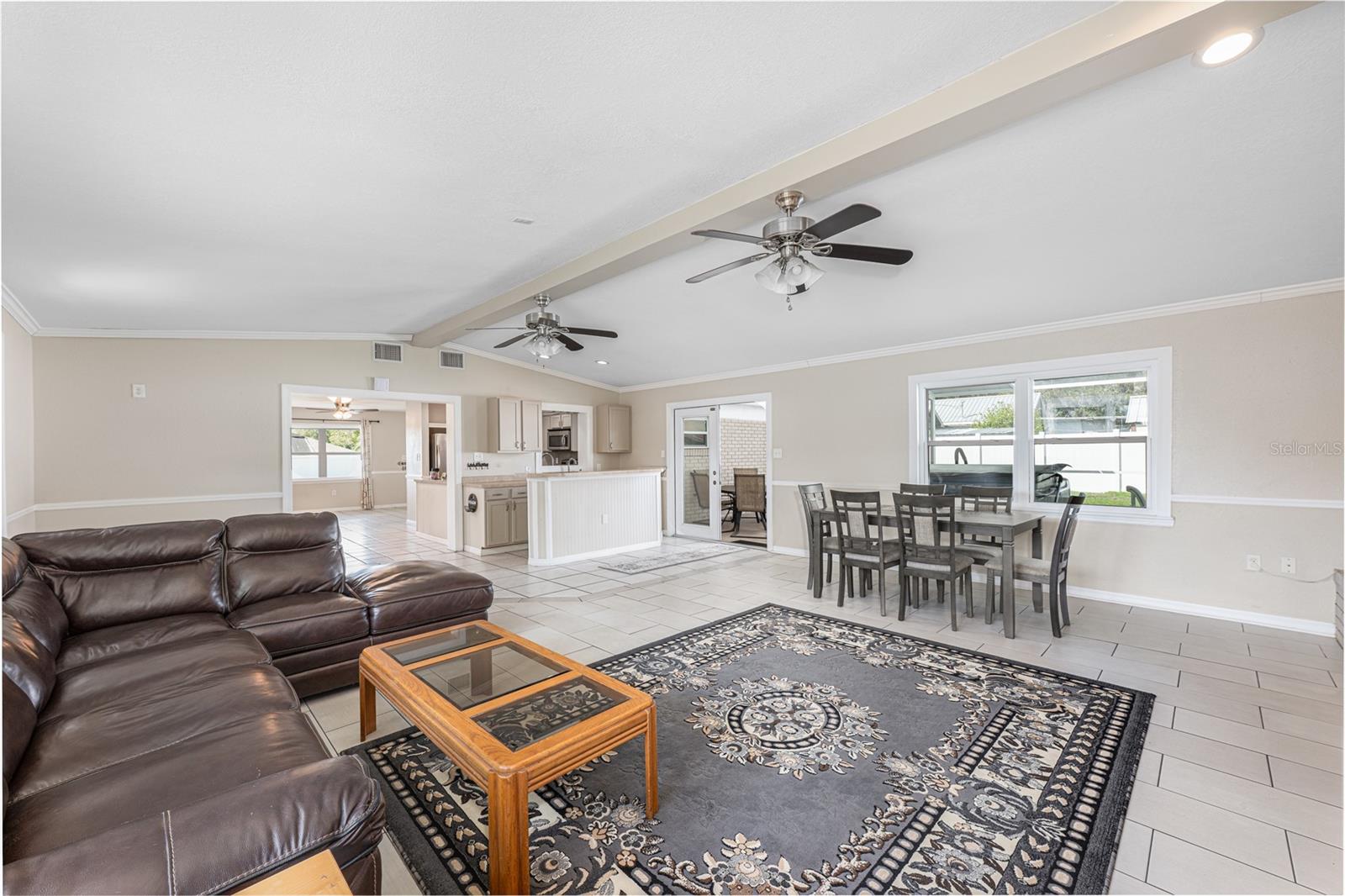 Image 13 of 35 For 910 Druid Place