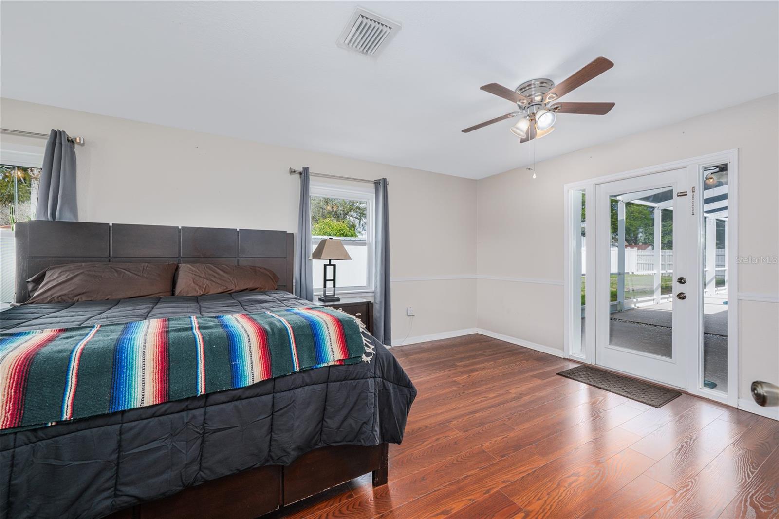 Image 17 of 35 For 910 Druid Place