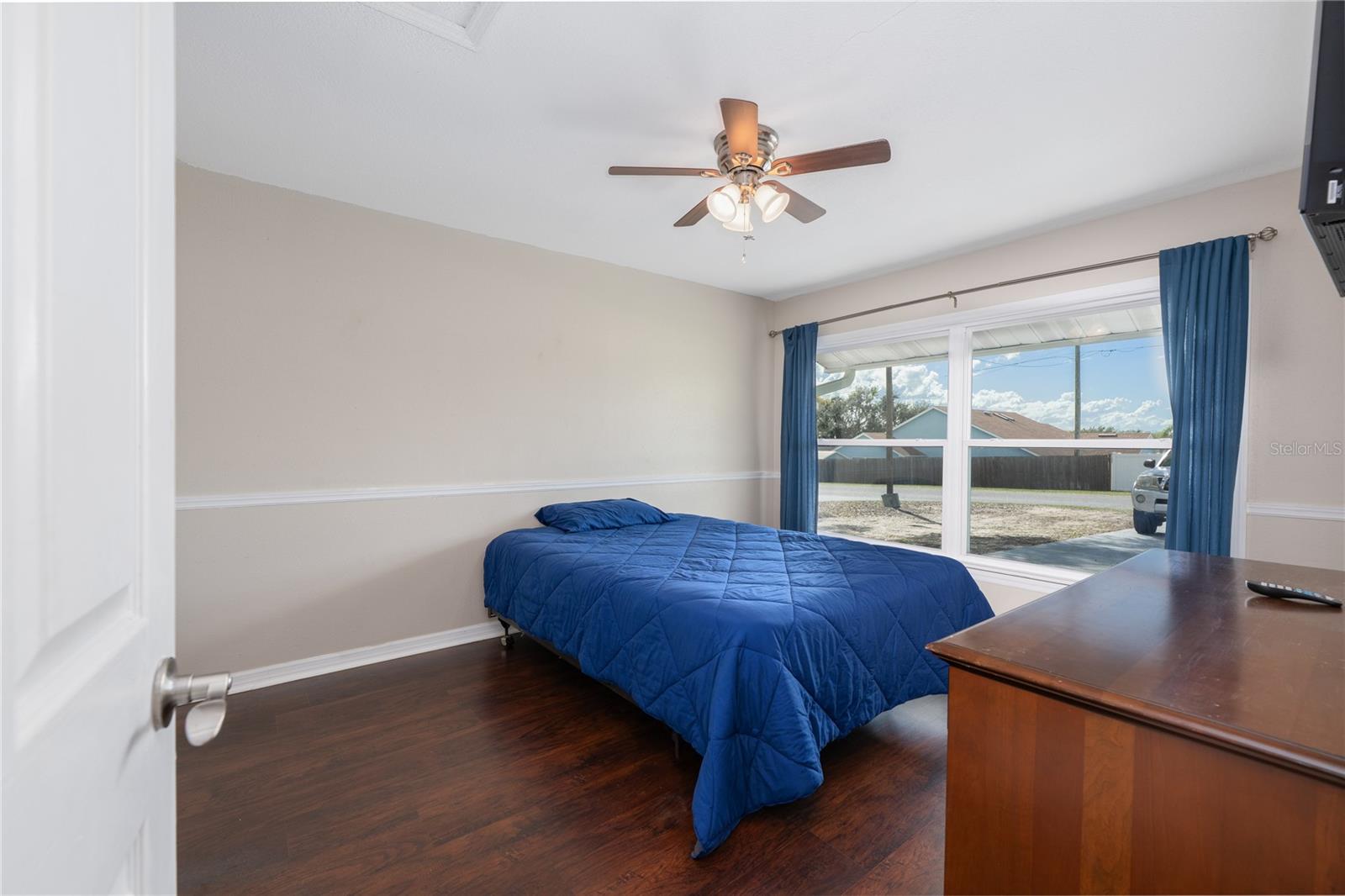 Image 21 of 35 For 910 Druid Place