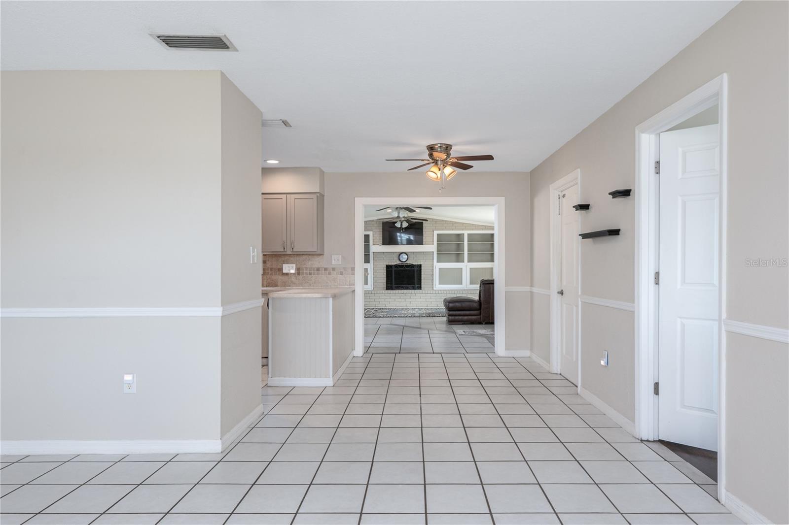 Image 6 of 35 For 910 Druid Place