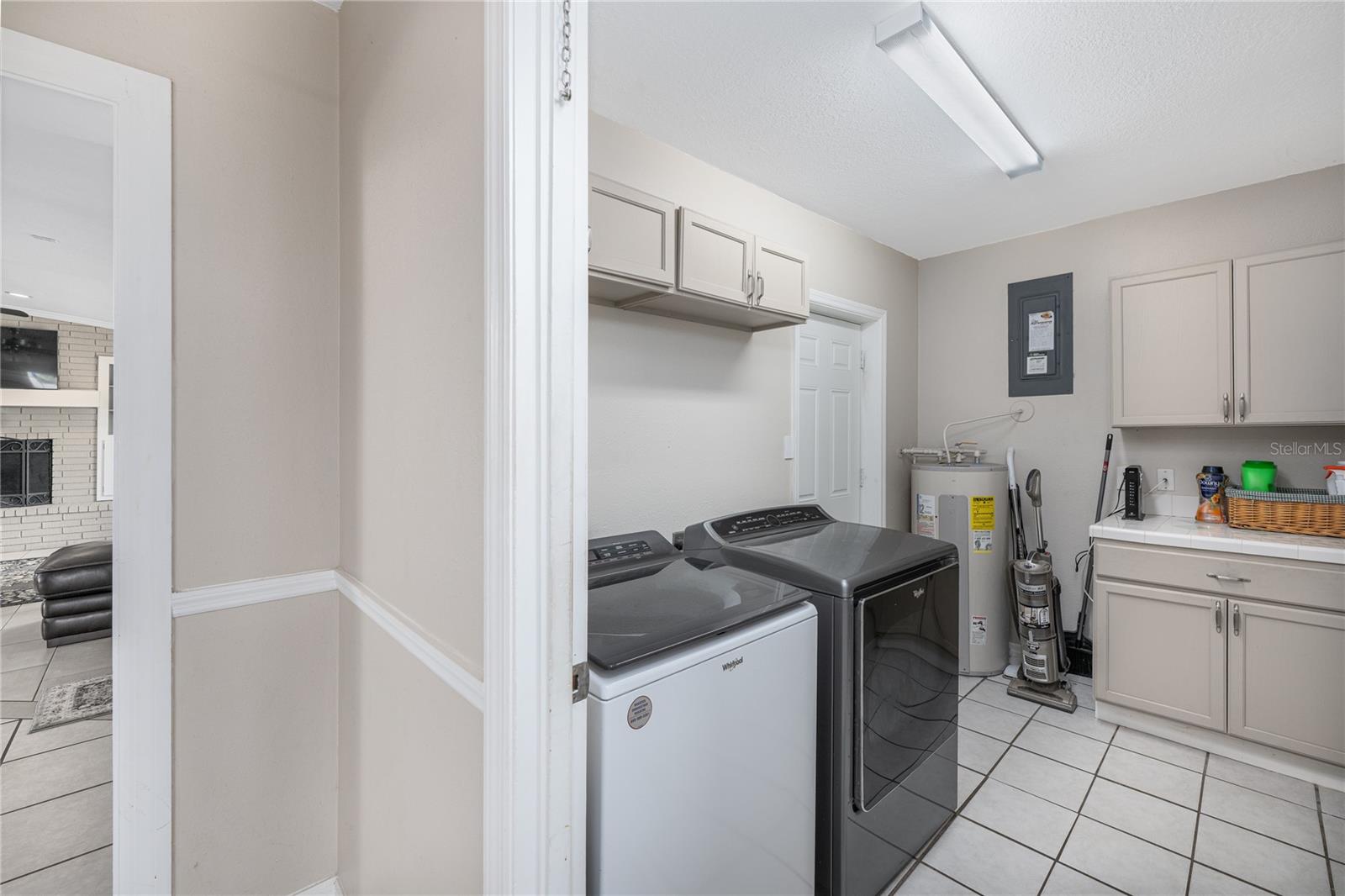 Image 9 of 35 For 910 Druid Place