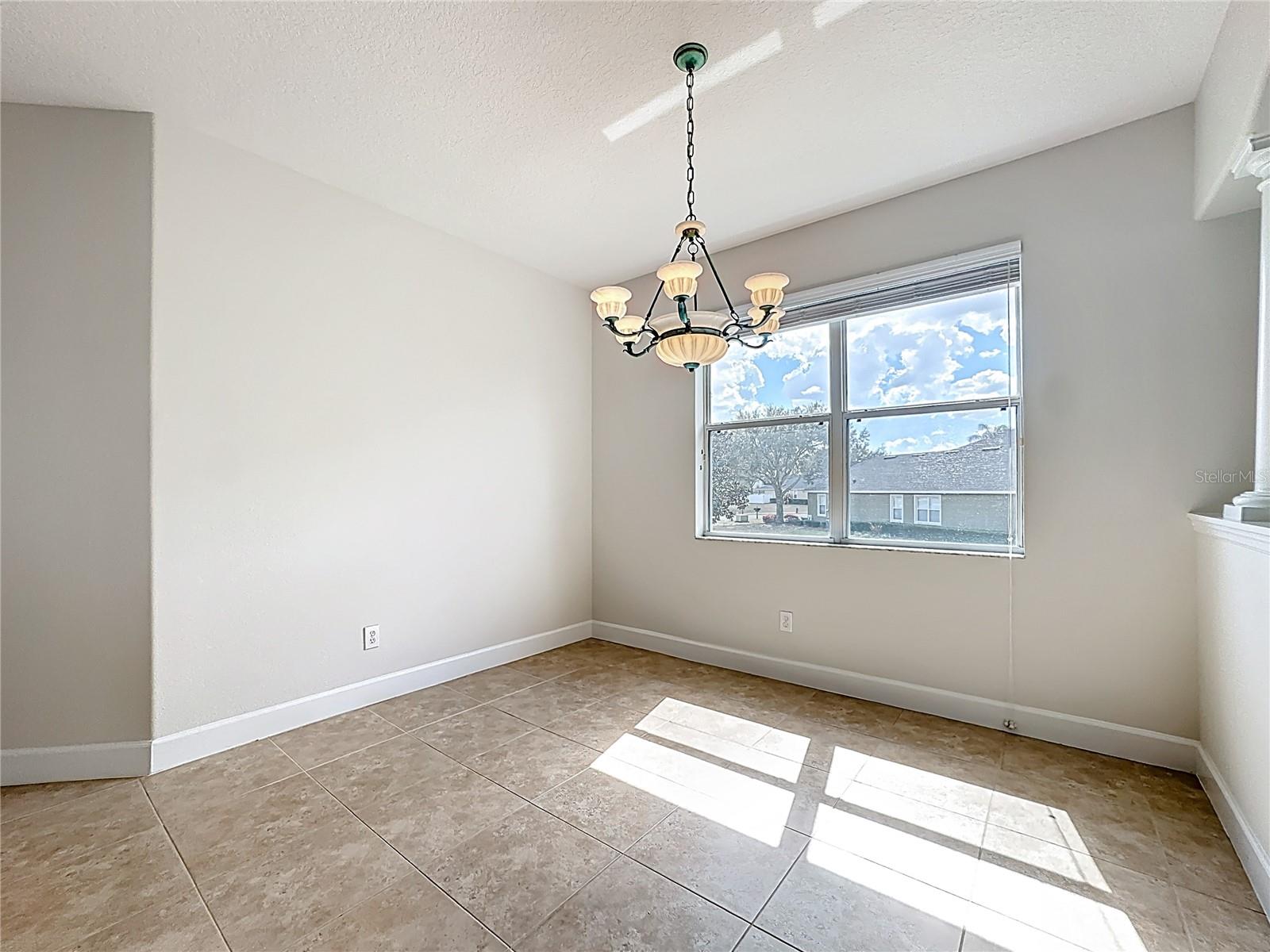 Image 11 of 47 For 23846 Sardinia Drive