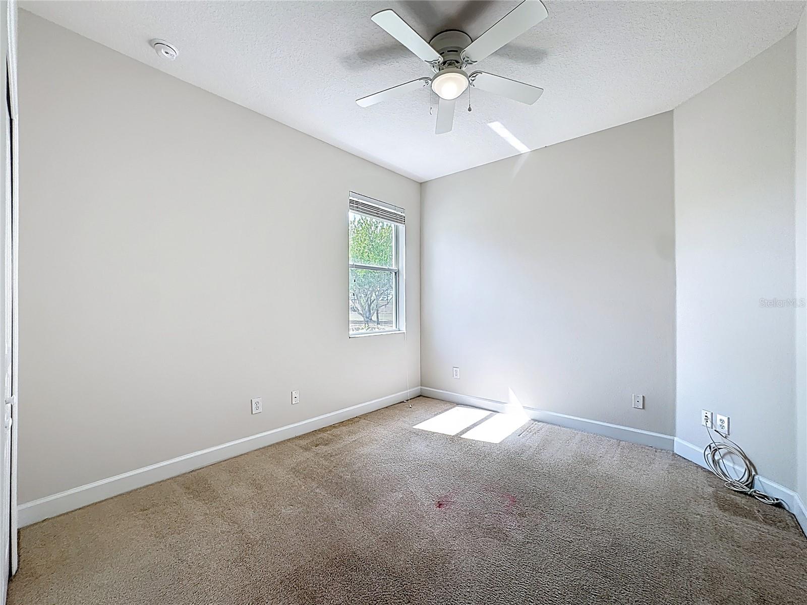 Image 18 of 47 For 23846 Sardinia Drive