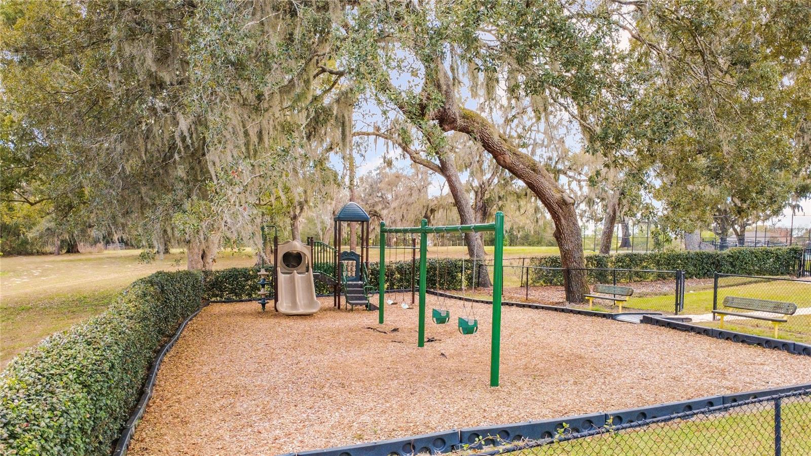 Image 43 of 47 For 23846 Sardinia Drive