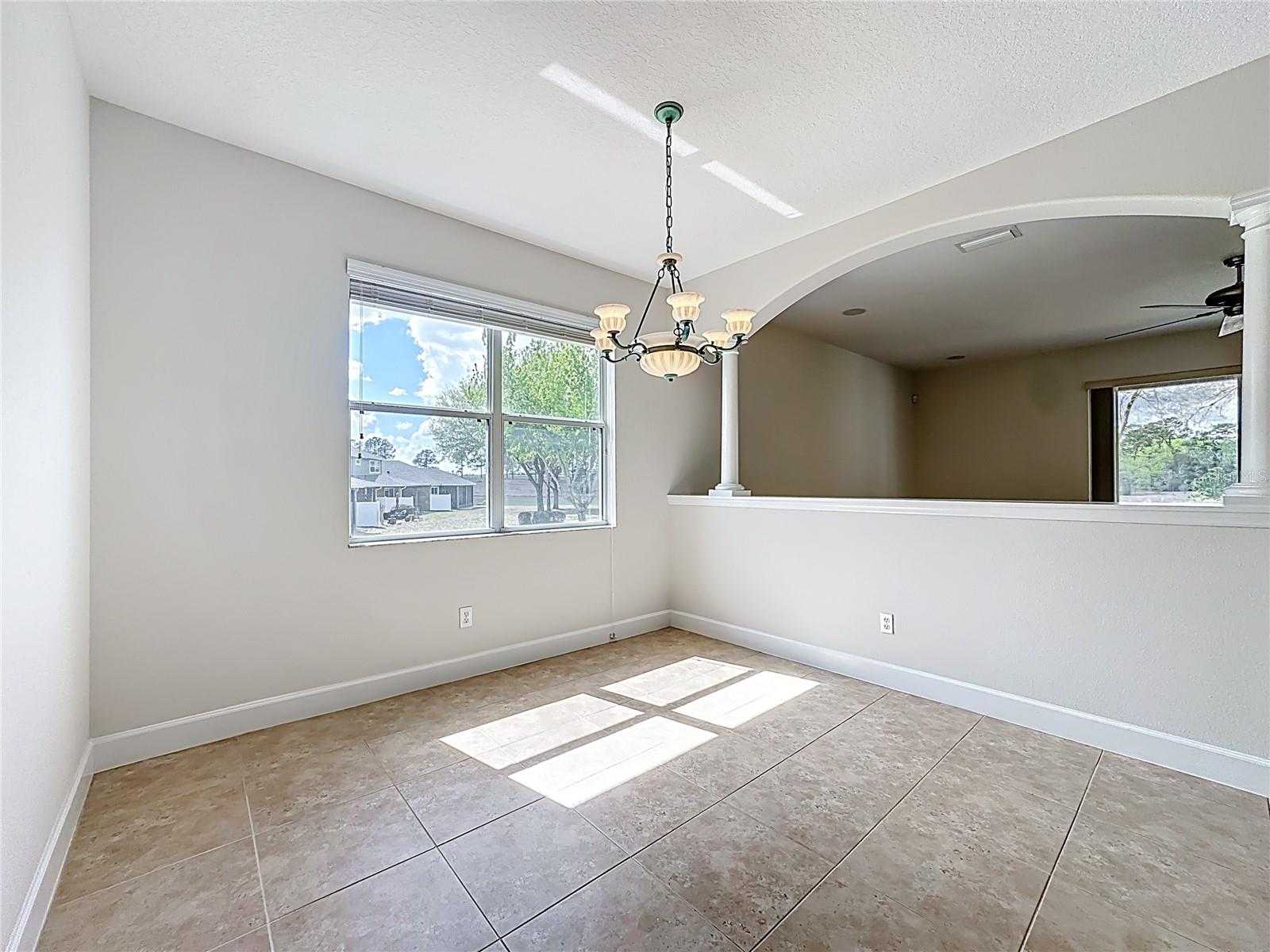 Image 9 of 47 For 23846 Sardinia Drive