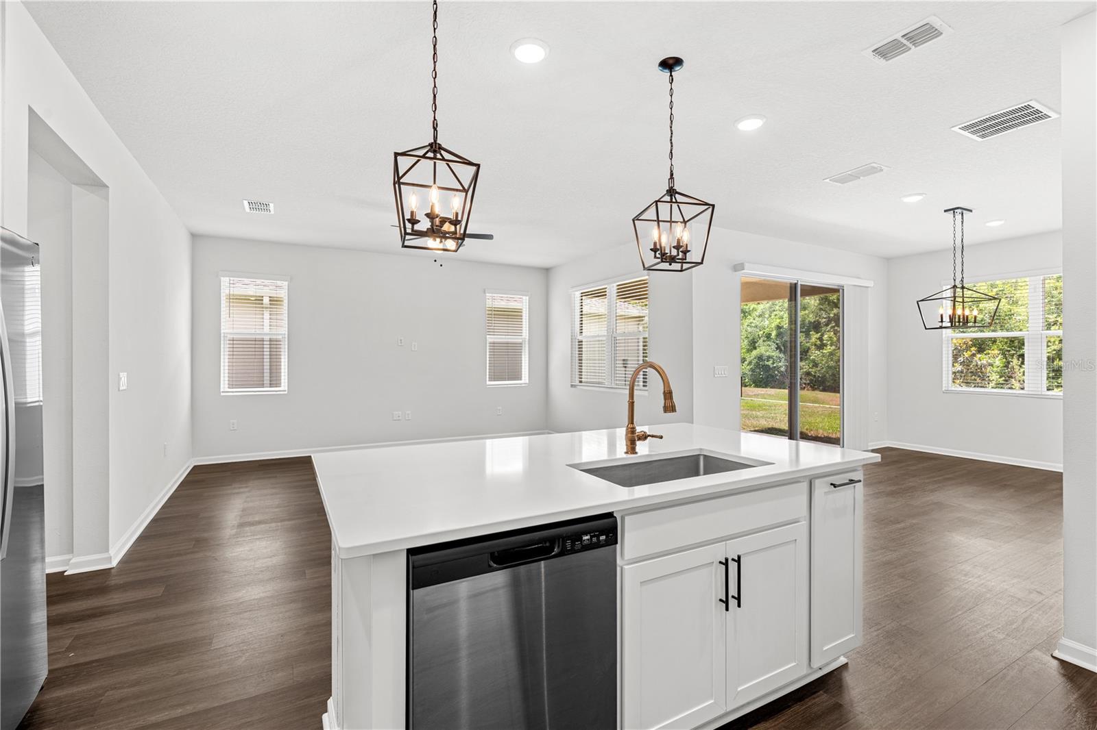 Image 16 of 43 For 10200 Spring Lake Drive