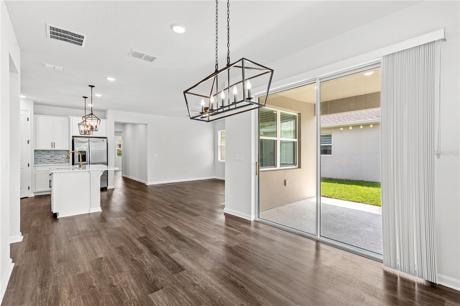 Image 18 of 43 For 10200 Spring Lake Drive