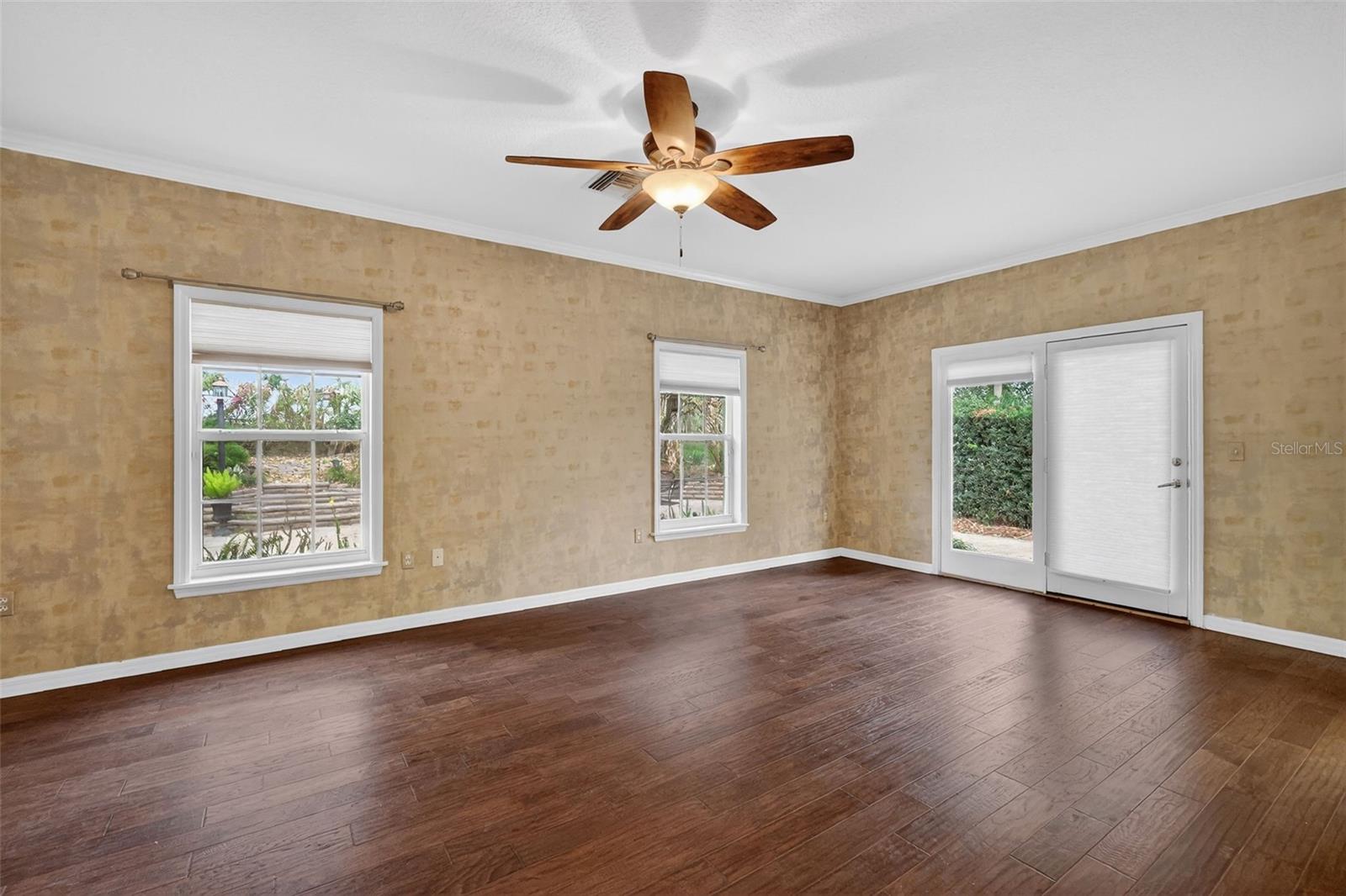 Image 19 of 47 For 618 High Point Drive