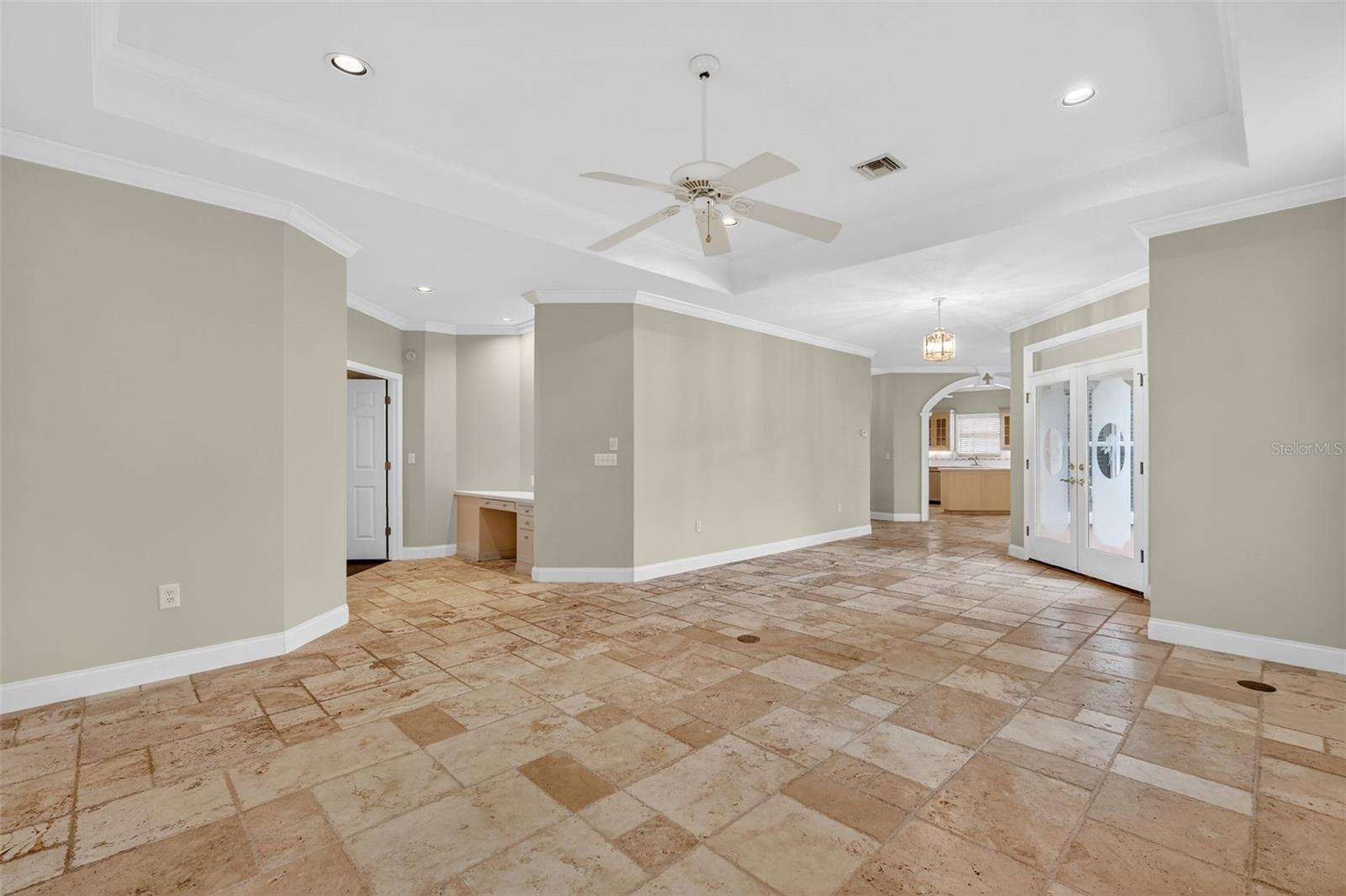 Image 9 of 47 For 618 High Point Drive