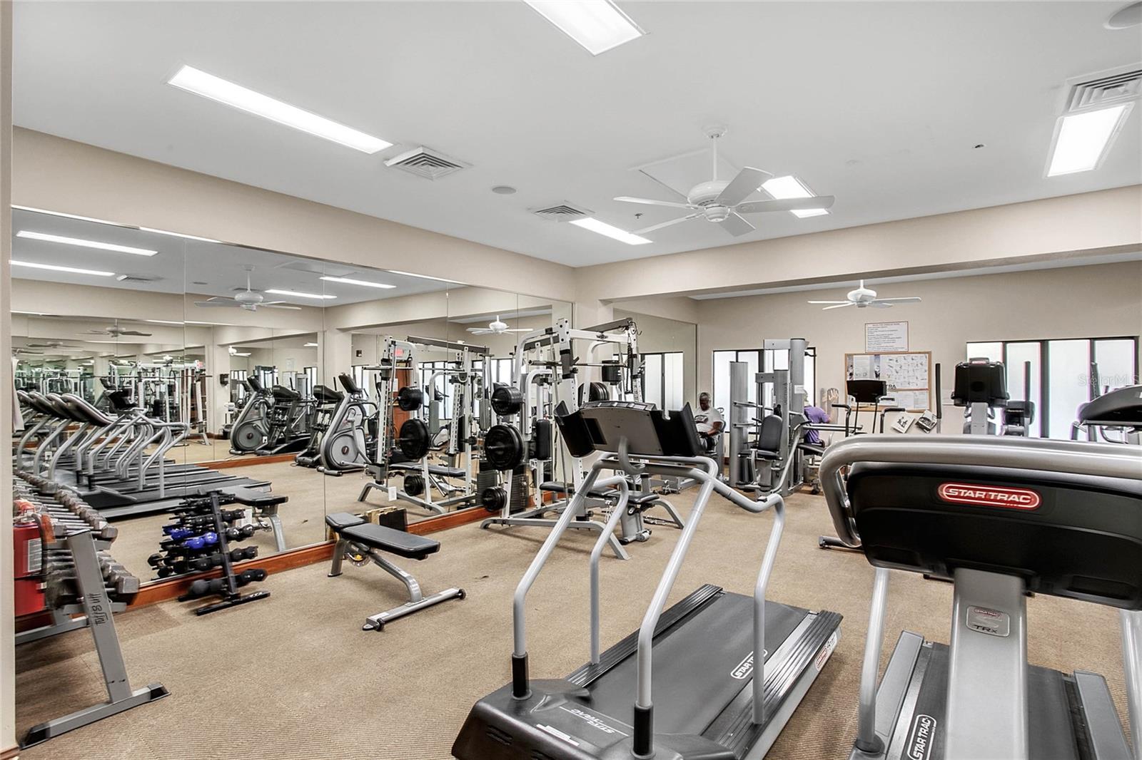 Image 8 of 40 For 4732 St Andrews Arcade