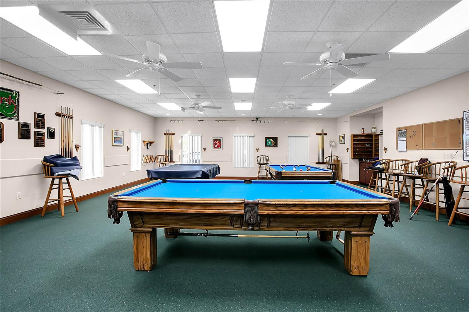 Image 9 of 40 For 4732 St Andrews Arcade