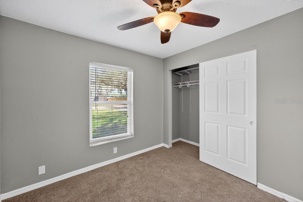 Image 26 of 37 For 42210 Lakeview Drive