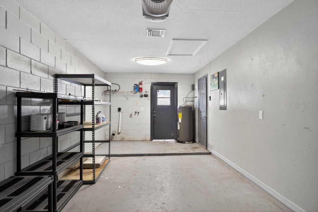 Image 30 of 37 For 42210 Lakeview Drive