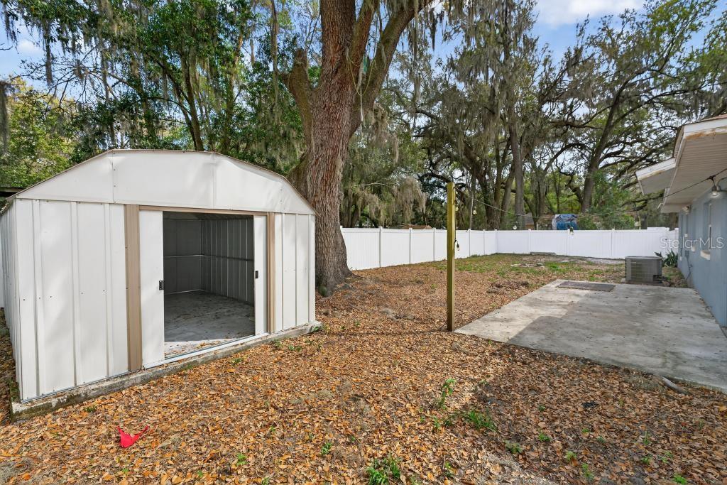 Image 35 of 37 For 42210 Lakeview Drive