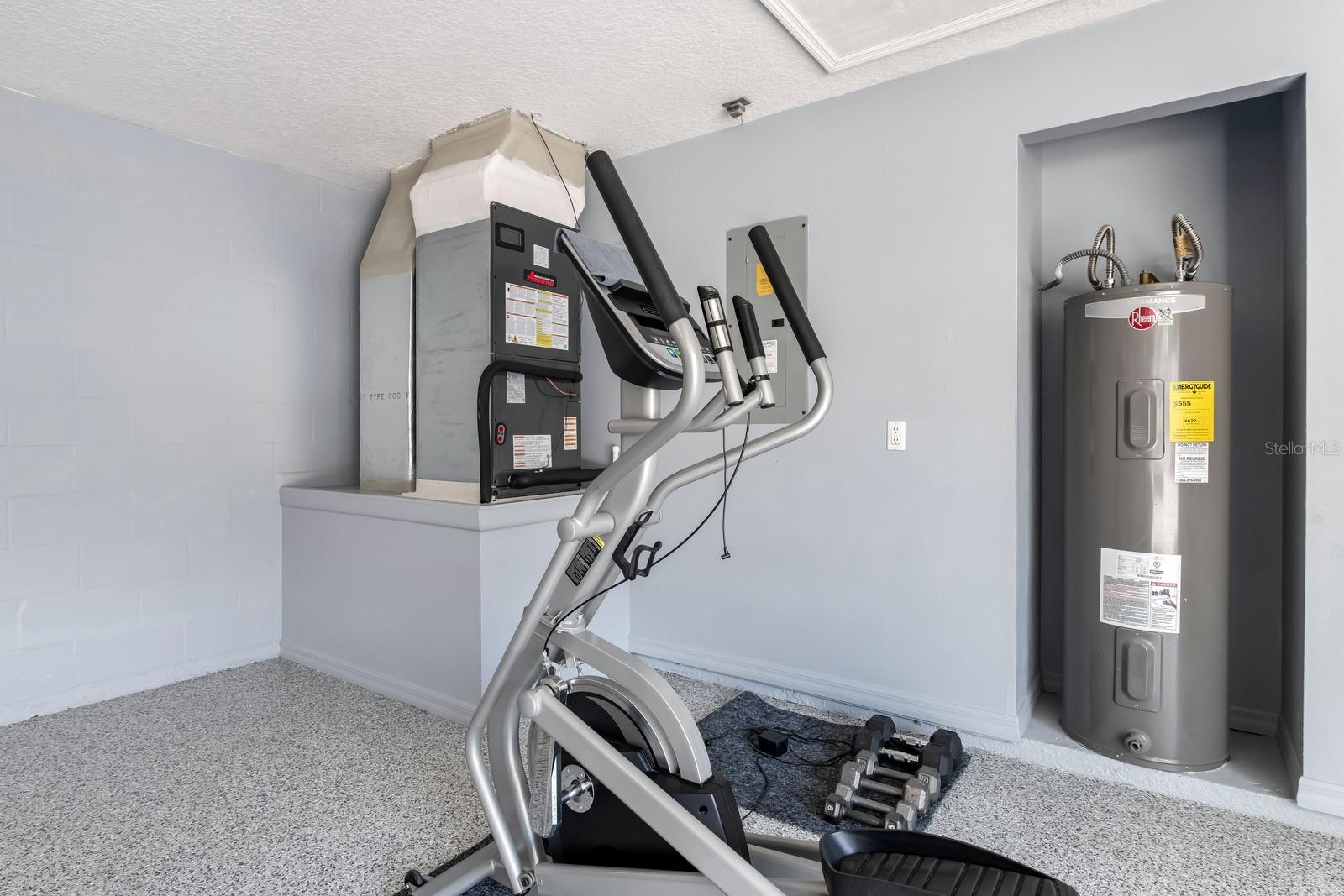 Image 19 of 28 For 1824 Stafford Springs Boulevard