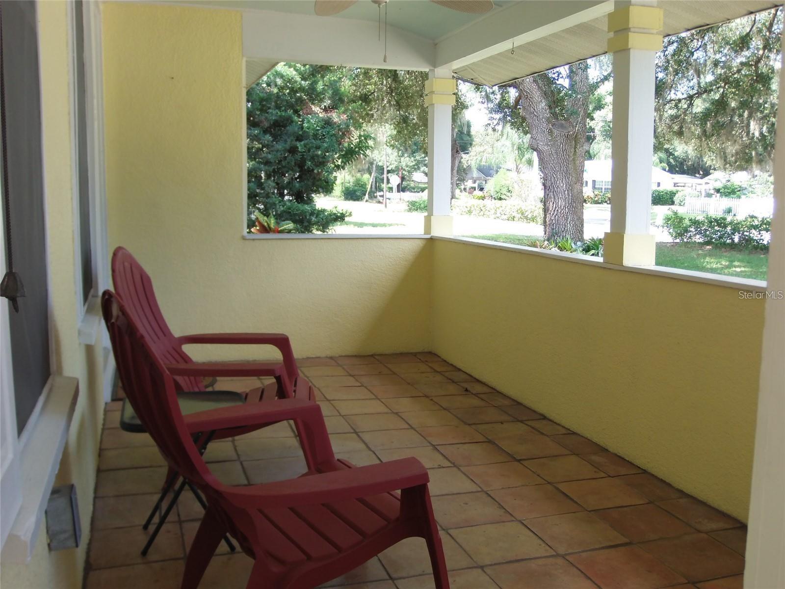 Image 13 of 40 For 320 Rhodes Street