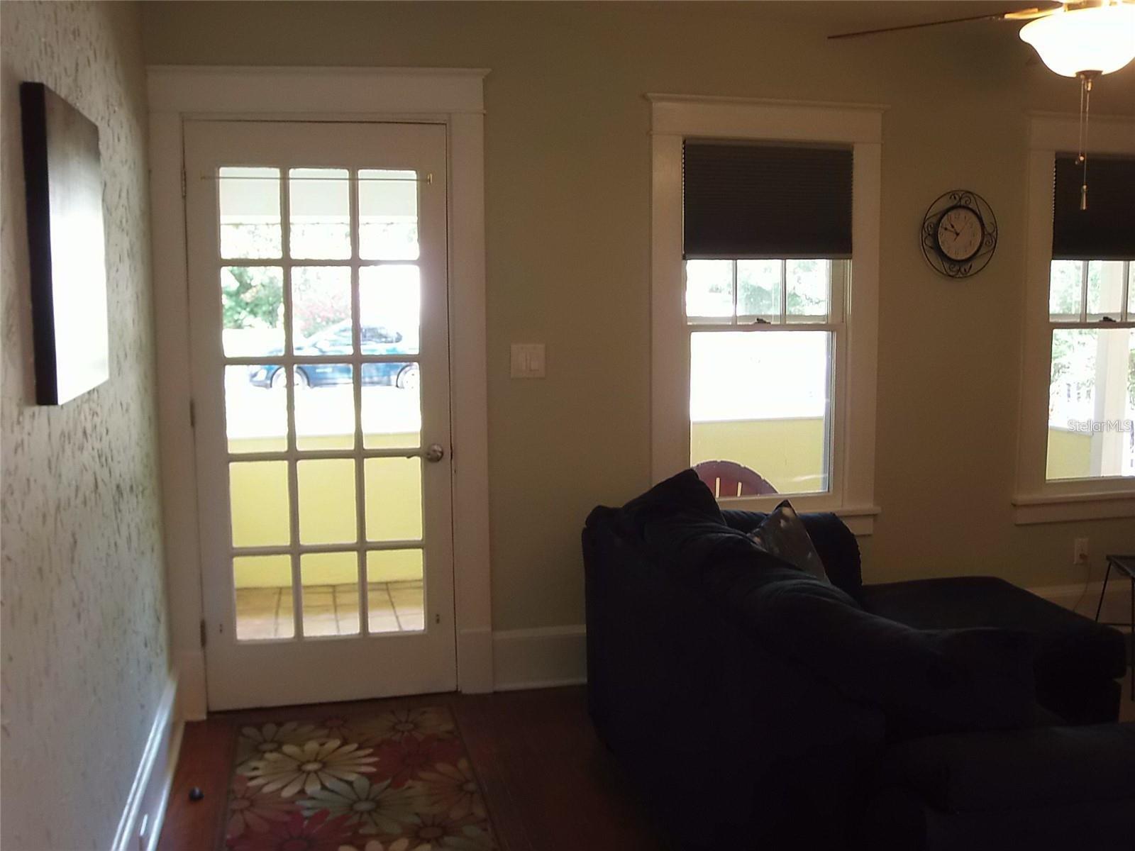 Image 26 of 40 For 320 Rhodes Street