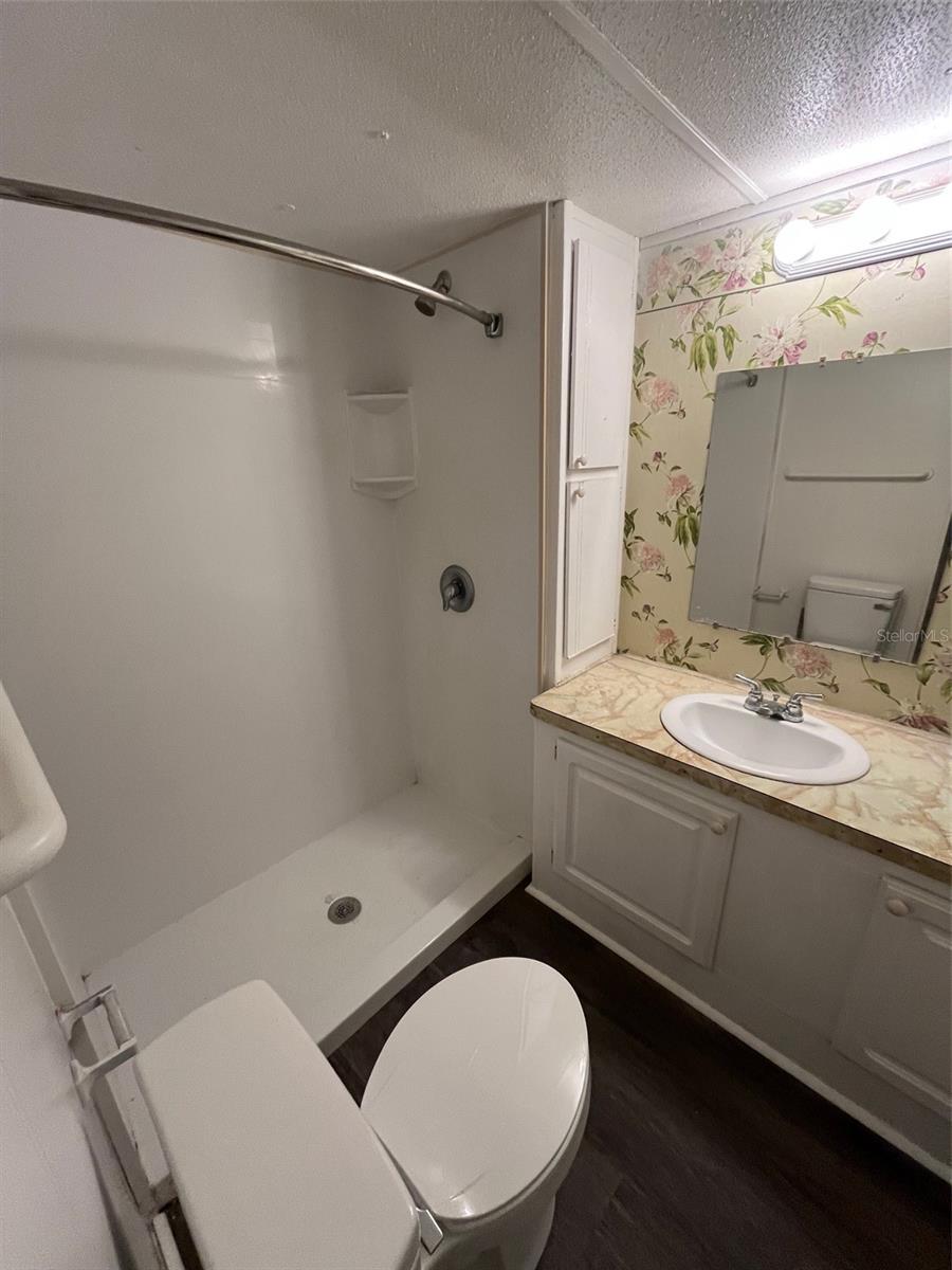 Image 14 of 16 For 816 Beechwood Avenue