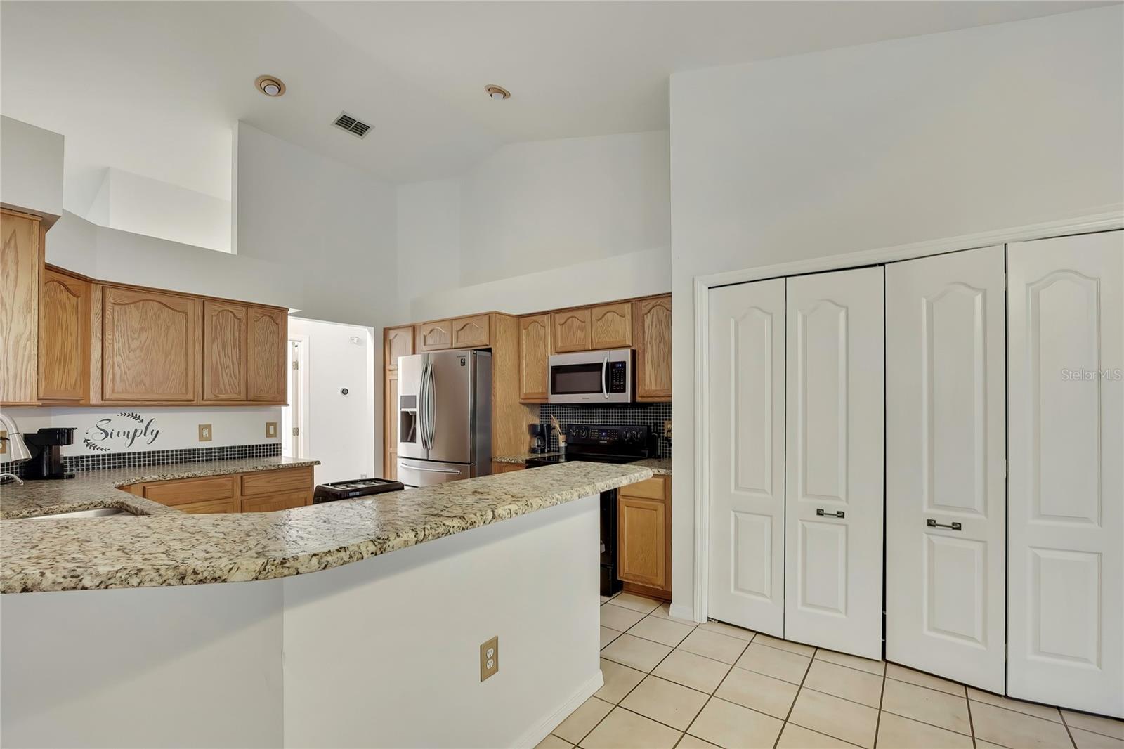 Image 17 of 59 For 340 Savoy Street