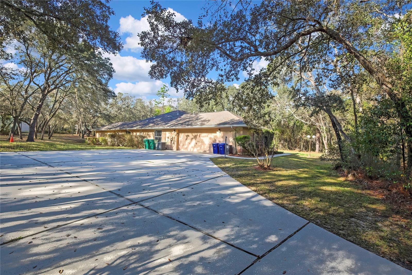 Image 5 of 59 For 340 Savoy Street