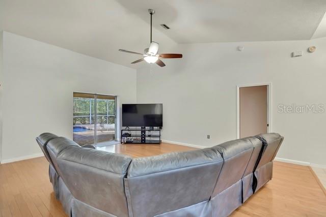 Image 8 of 59 For 340 Savoy Street