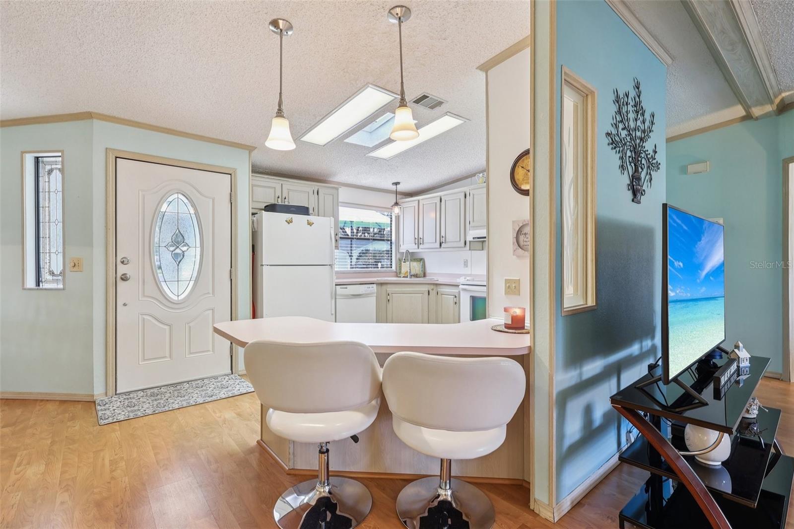 Image 17 of 58 For 25736 Oak Alley