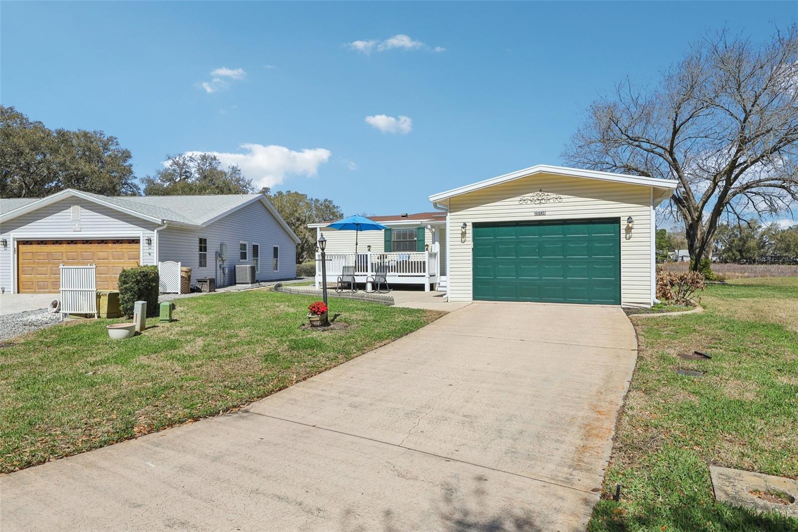 Image 2 of 58 For 25736 Oak Alley