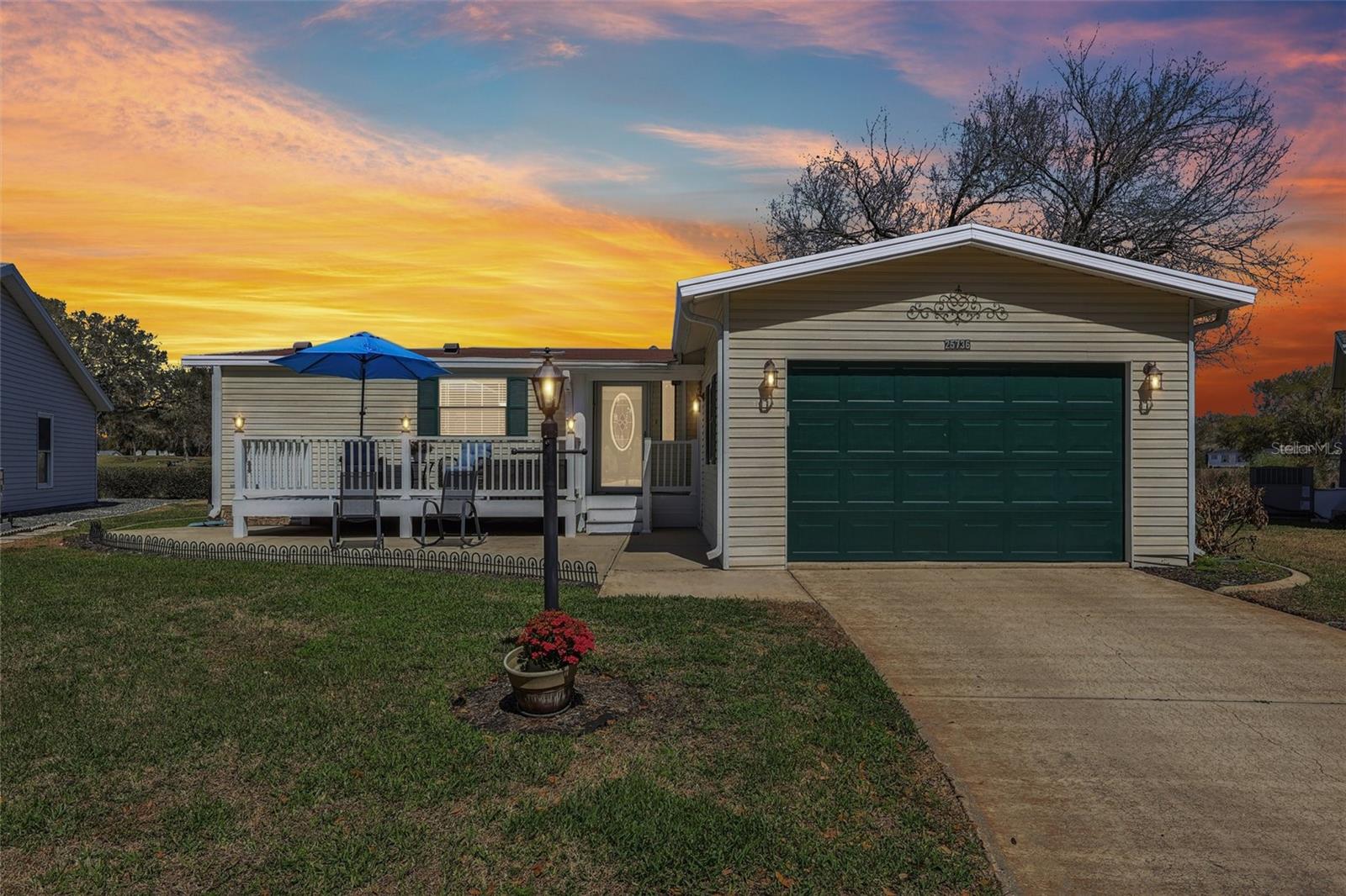 Image 3 of 58 For 25736 Oak Alley