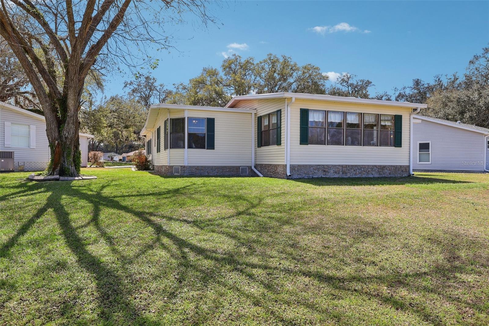 Image 36 of 58 For 25736 Oak Alley