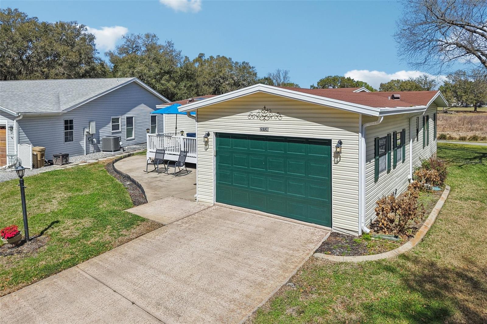 Image 38 of 58 For 25736 Oak Alley