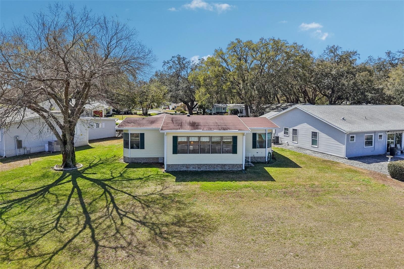 Image 40 of 58 For 25736 Oak Alley