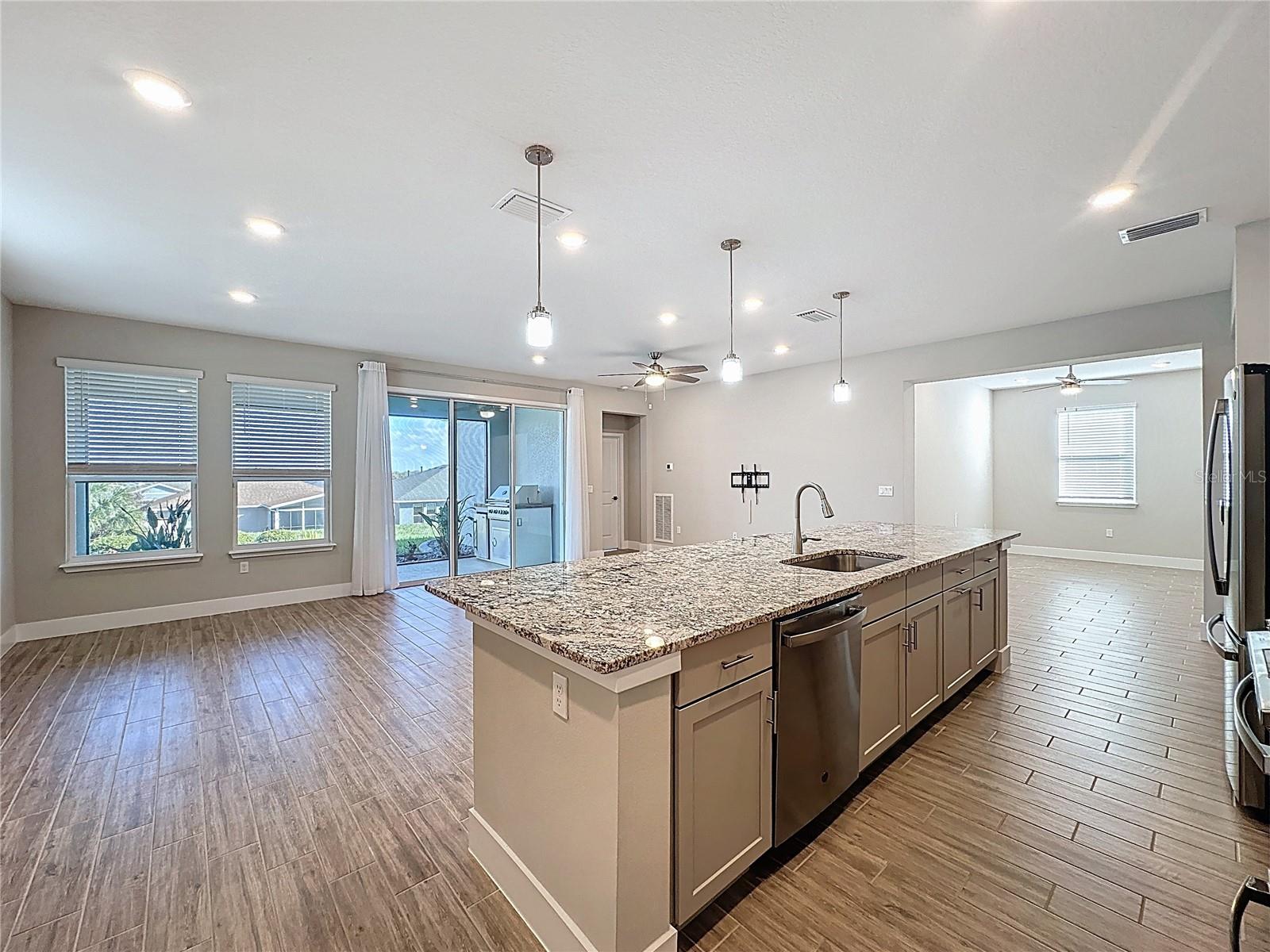 Image 12 of 77 For 651 Conservation Boulevard